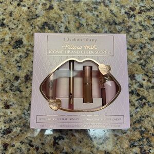Charlotte Tilbury Pillow Talk Iconic Lip and Cheek Secrets Set